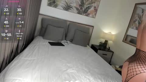 Natasha online show from February 2025 05:37:01 AM