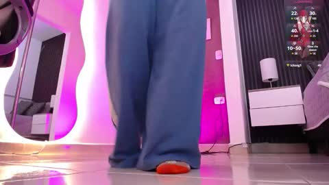 natasha online show from October 2025 12:57:02 PM