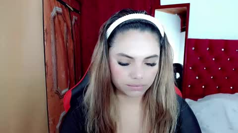 natasha__magics online show from October 2025 01:57:01 AM