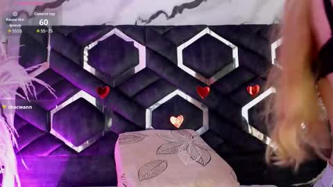 NATASHA online show from October 2025 09:28:02 PM