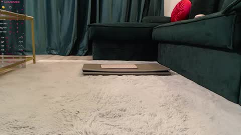 Naty  online show from February 2025 02:21:01 AM