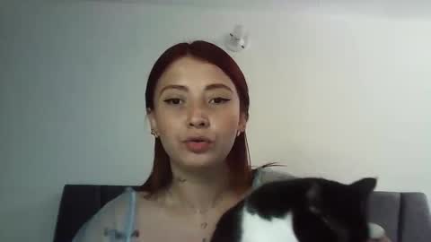 natalia online show from October 2025 04:03:02 PM