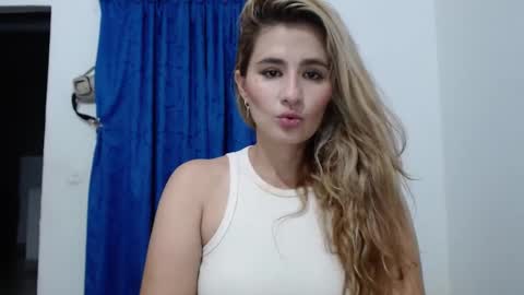 Natasha online show from March 2025 03:19:01 AM