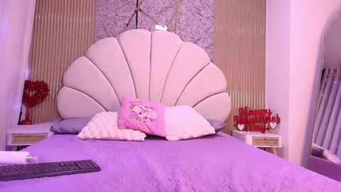 Natasha online show from March 2026 07:28:01 PM