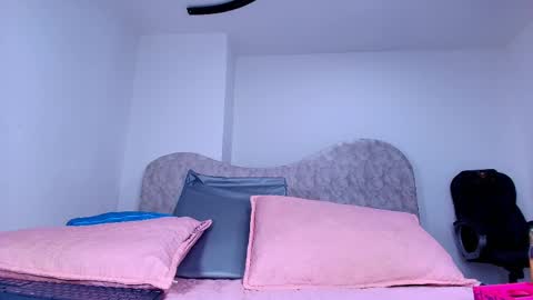 Snapshot of natasha_segura chatting on May 2026 11:48:01 AM natasha_segura online show from May 2026 11:48:01 AM