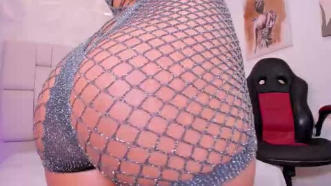 Natasha Smith online show from March 2025 09:05:02 AM