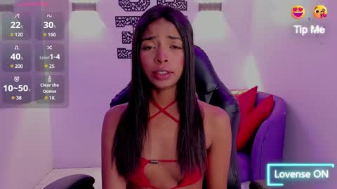 Natasha  online show from December 2024 04:32:02 PM