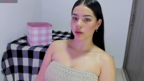 Natalia online show from January 2025 12:28:01 AM