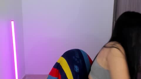 Natalia online show from November 2025 08:53:02 PM