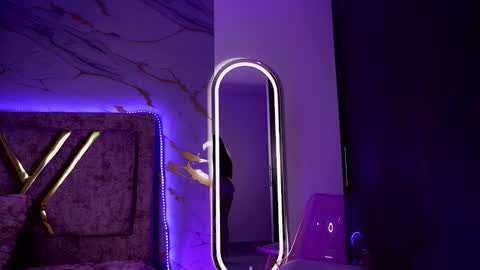 Natasha Vesper  online show from January 2026 07:05:02 PM