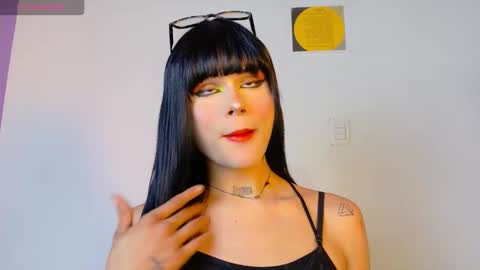 Snapshot of natasha_winz chatting on September 2025 05:57:02 AM Natahsa online show from September 2025 05:57:02 AM