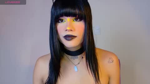 Snapshot of natasha_winz chatting on October 2025 05:25:01 AM Natahsa online show from October 2025 05:25:01 AM