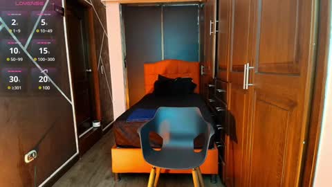 Natasha Mason online show from January 2025 02:53:02 PM