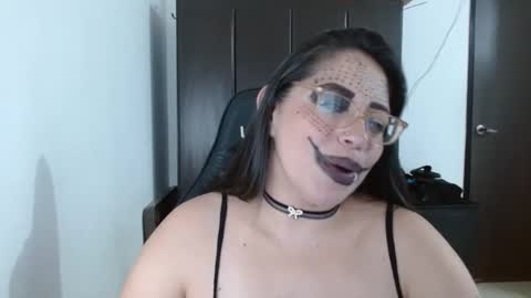 Natasha Smithe  online show from February 2025 02:18:01 AM