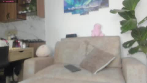 Natasha Independent model online show from October 2025 02:45:02 AM