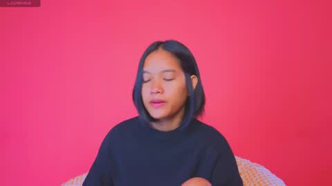 Natcha C online show from December 2024 02:01:02 AM