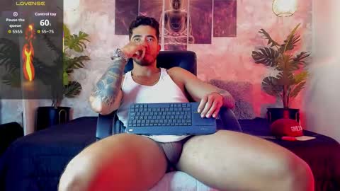 Snapshot of nate_franco chatting on September 2025 04:23:01 AM Nate Franco online show from September 2025 04:23:01 AM