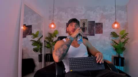 Snapshot of nate_franco chatting on November 2025 02:24:02 AM Nate Franco online show from November 2025 02:24:02 AM