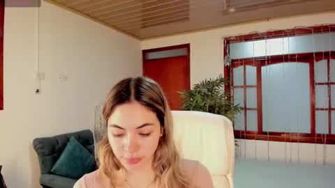 nathaly sky online show from February 2025 10:34:01 AM