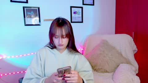 Snapshot of nathalia_ramirez_ chatting on May 2026 01:14:01 AM Nathalia Ramirez online show from May 2026 01:14:01 AM