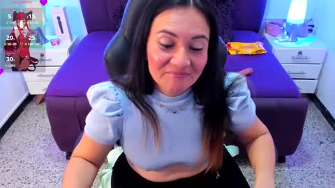 N A T H A L I A online show from March 2025 07:40:01 PM