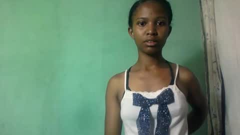 nathalie004 online show from October 2025 05:19:02 AM