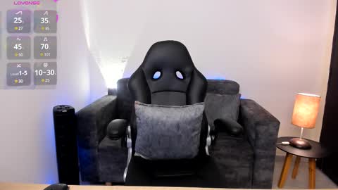 NATHALIE online show from February 2025 07:19:02 PM