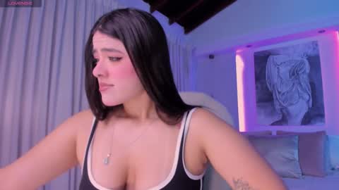 NATHALIE online show from October 2025 11:07:01 AM