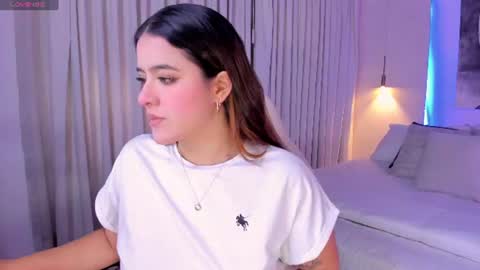 Snapshot of nathalie_rivers chatting on July 2026 11:15:01 AM NATHALIE online show from July 2026 11:15:01 AM