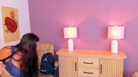 nathalie rossel online show from February 2025 01:23:02 AM