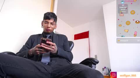 nathan_aress6666 online show from December 2025 09:00:01 PM