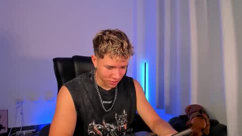 Nathan online show from December 2025 07:55:01 PM