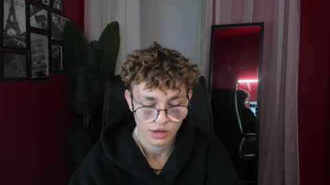 Nathan online show from September 2025 02:41:01 PM