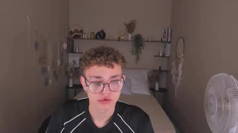 Nathan online show from September 2025 10:09:02 AM