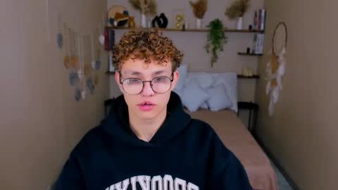 Nathan online show from November 2025 10:20:01 AM