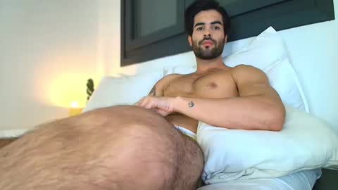 Nathaniel online show from February 2026 07:18:01 PM