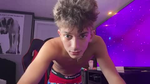 Snapshot of nathan_ttik chatting on July 2026 04:36:02 PM nathan_ttik online show from July 2026 04:36:02 PM