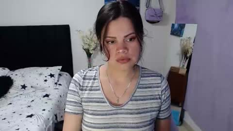 Snapshot of natshaa chatting on February 2026 04:27:02 AM IG natsaall online show from February 2026 04:27:02 AM