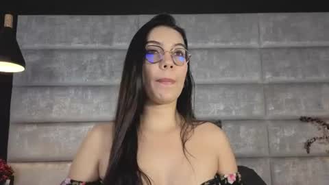 Natty Trainor online show from July 2026 09:18:02 PM