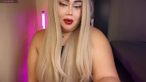 Snapshot of natural_asiangoddes chatting on June 2026 08:13:02 PM kia online show from June 2026 08:13:02 PM