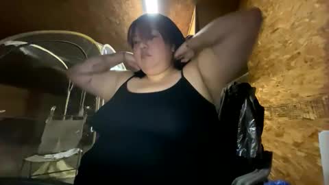 natural_curvyyy101 online show from February 2026 02:41:01 AM