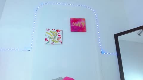 Snapshot of naturalboobs1 chatting on January 2025 06:38:02 AM Annie online show from January 2025 06:38:02 AM