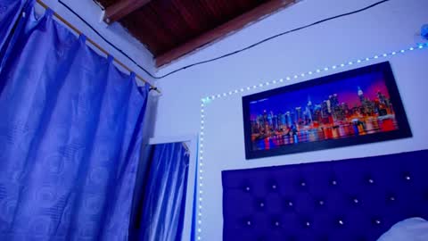 Snapshot of naturalboobs1 chatting on February 2025 09:46:01 AM Annie online show from February 2025 09:46:01 AM