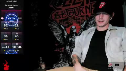 Snapshot of naturesbest951 chatting on November 2025 01:39:01 AM NATURESBEST online show from November 2025 01:39:01 AM