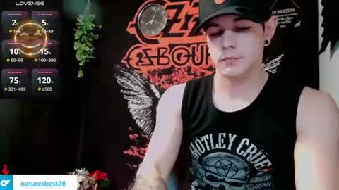 Snapshot of naturesbest951 chatting on November 2025 01:22:02 AM NATURESBEST online show from November 2025 01:22:02 AM