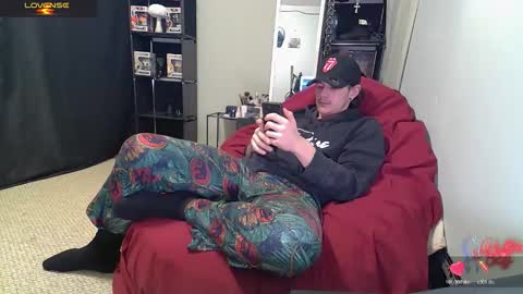 Snapshot of naturesbest951 chatting on February 2026 12:04:02 AM NATURESBEST online show from February 2026 12:04:02 AM