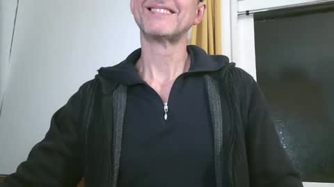 naturista25 online show from October 2025 05:35:01 PM