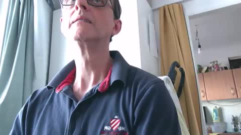 naturista25 online show from May 2026 04:22:01 PM