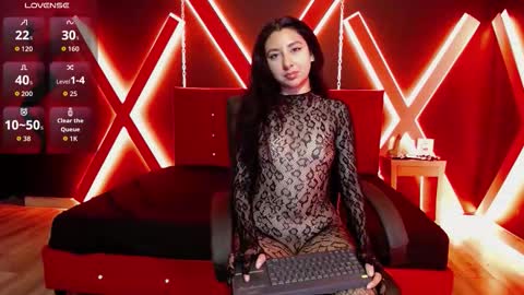 natuxxa online show from November 2025 04:25:02 AM