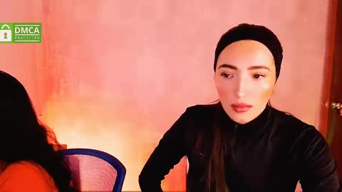 Natalia  Valeria online show from December 2024 11:18:01 AM